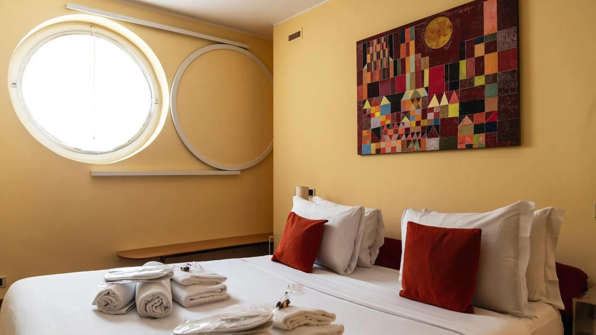 Youhosty - Montenapoleone Noble Flat Milan Italy