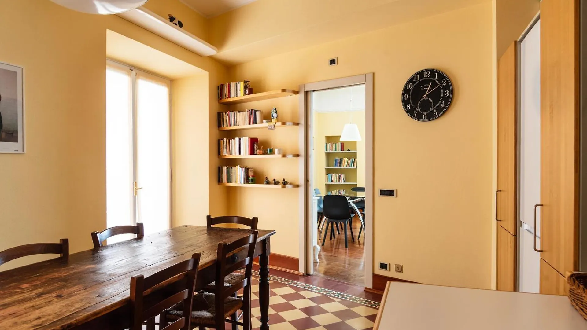 Apartment Youhosty - Montenapoleone Noble Flat Milan Italy