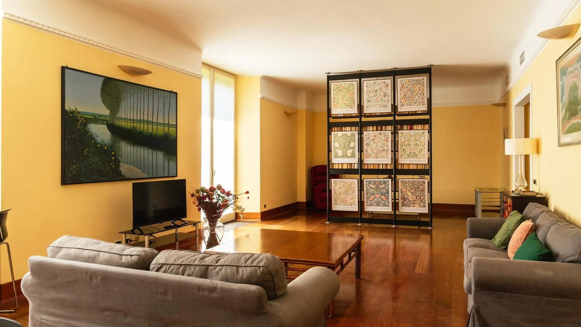 Youhosty - Montenapoleone Noble Flat Milan Italy