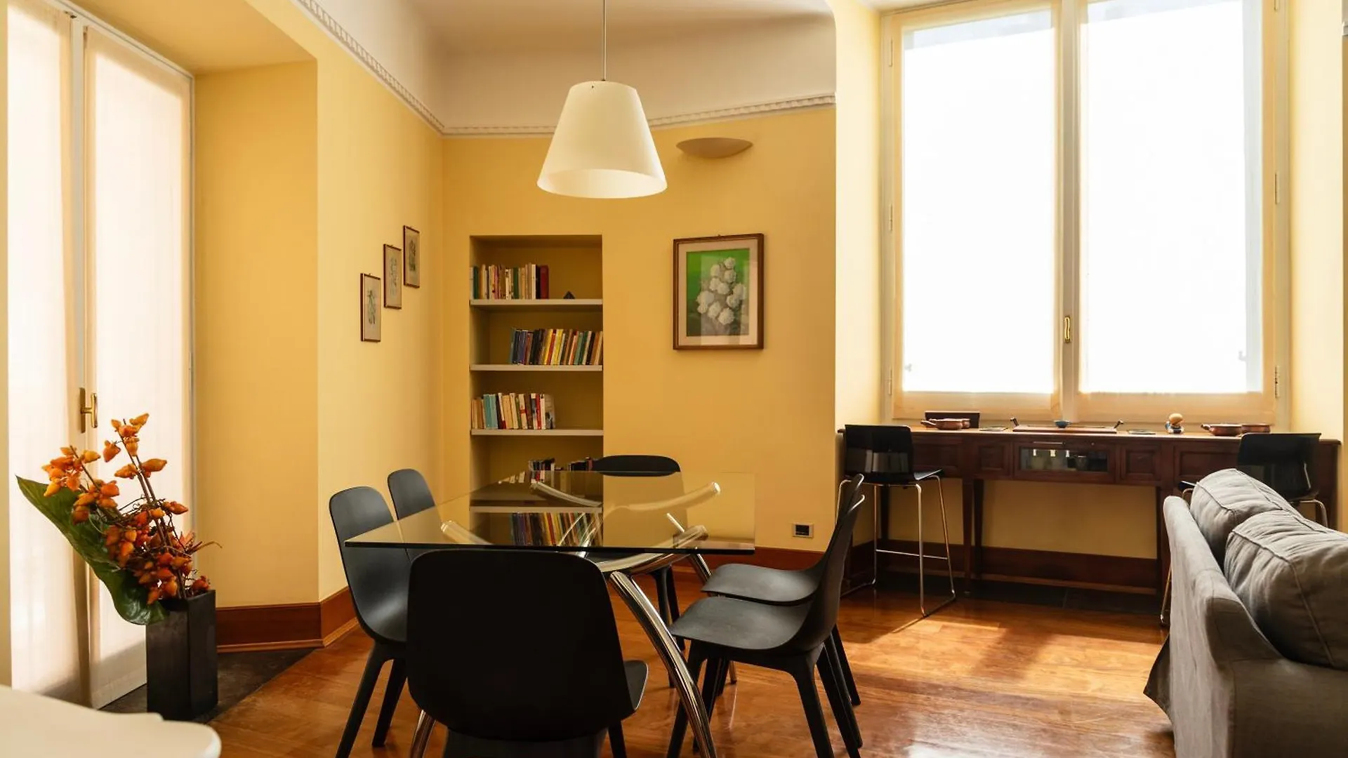 Apartment Youhosty - Montenapoleone Noble Flat Milan Italy